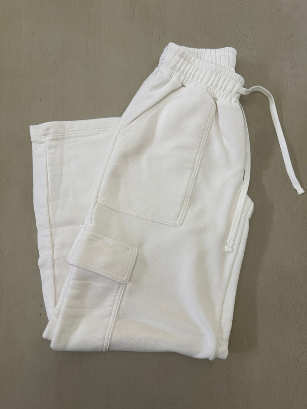 Wild Fable White Wide Leg Cargo Sweatpants with Drawstring Waist - size xxs